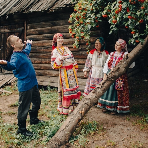 Фотография Под рябиной | Екатерина  Александровна Оспанова
