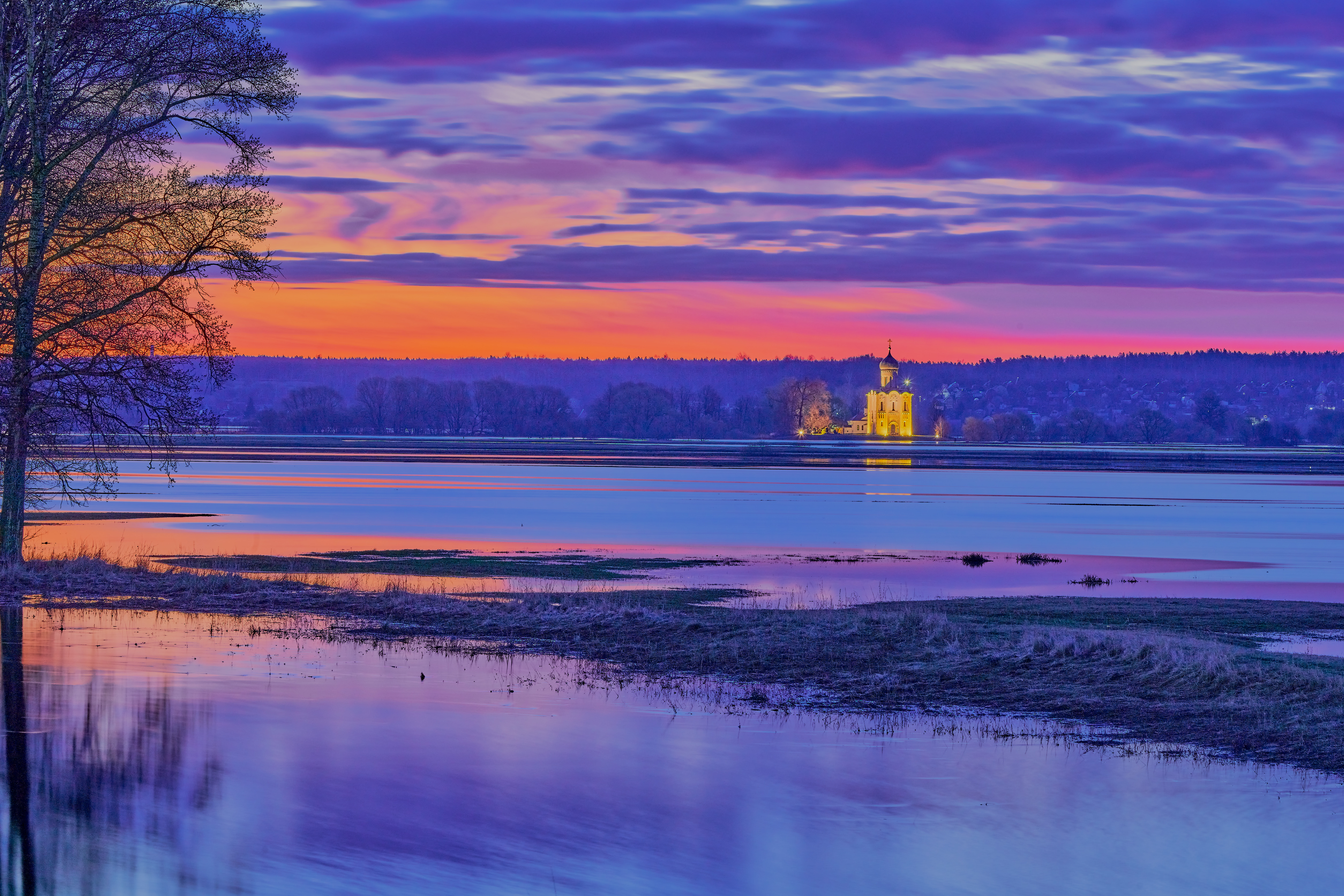 Половодье у Церкви Покрова на Нерли в Боголюбово под Владимиром._DSC0930
